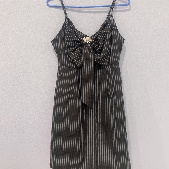 Dresses & Skirts - Dress